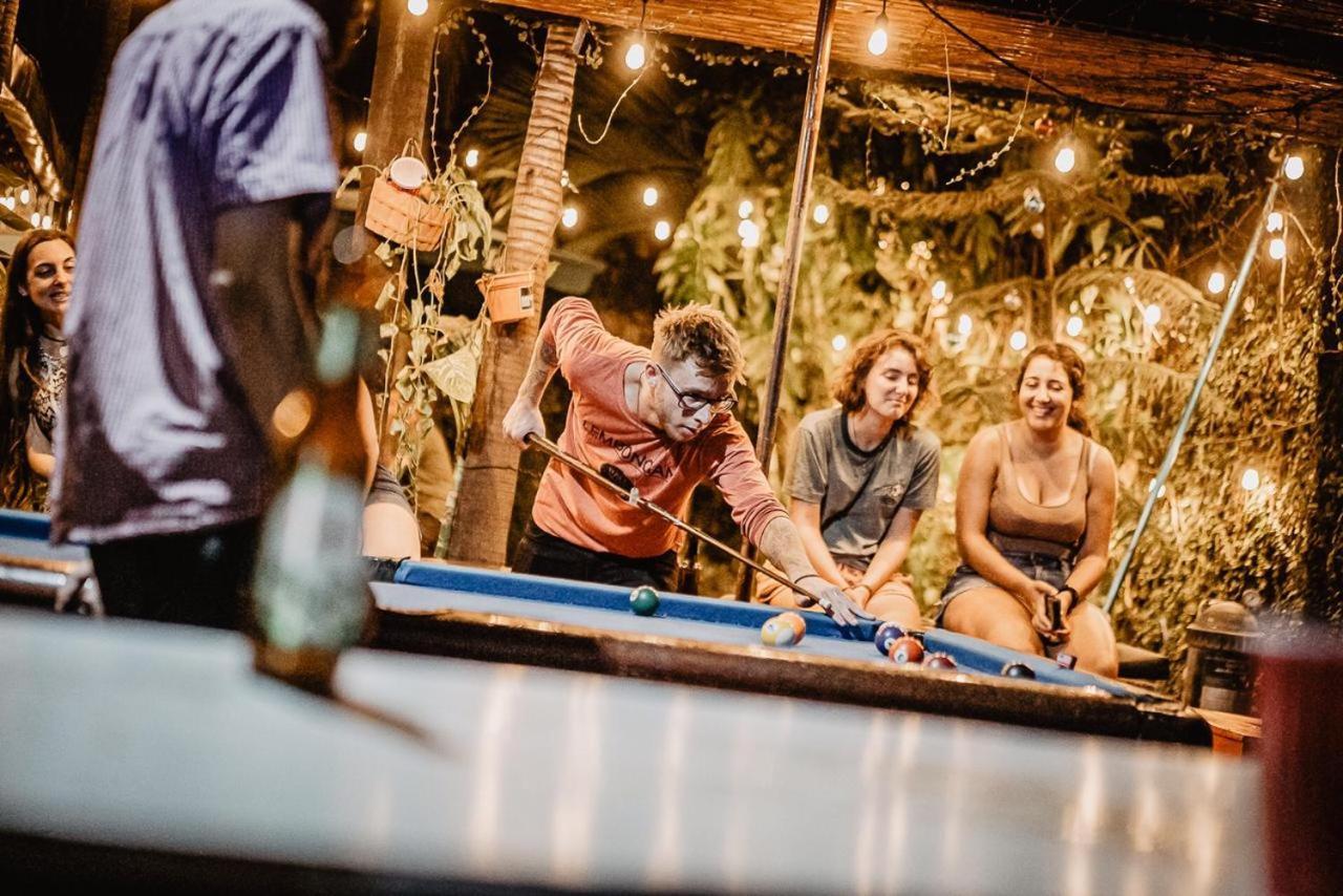 Bigfoot Hostel Леон Екстер'єр фото