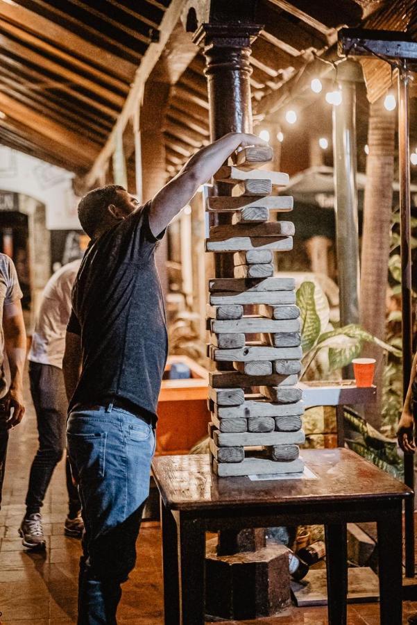 Bigfoot Hostel Леон Екстер'єр фото